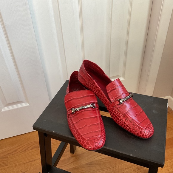 Vince Camuto Red Croc Leather Loafers, Women’s SZ 11 - Picture 1 of 9